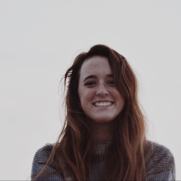 Meet your Posher, Chloe - Picture 1 of 1